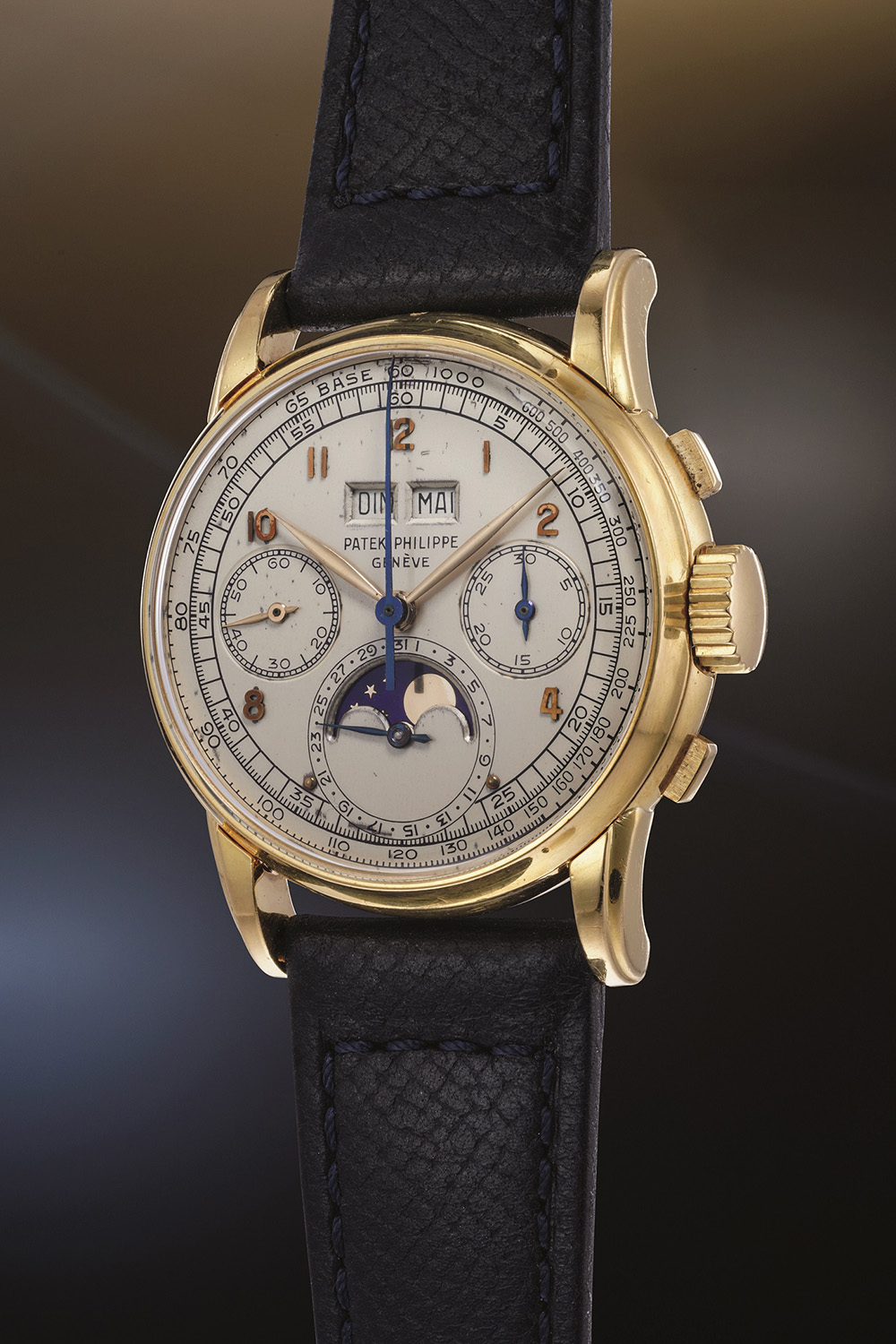 6_Patek Philippe, Ref. 2499 first series yellow gold.jpg