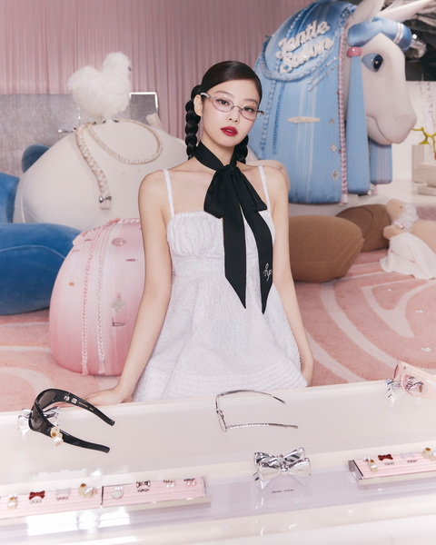 Jennie_popup_45_002.jpg