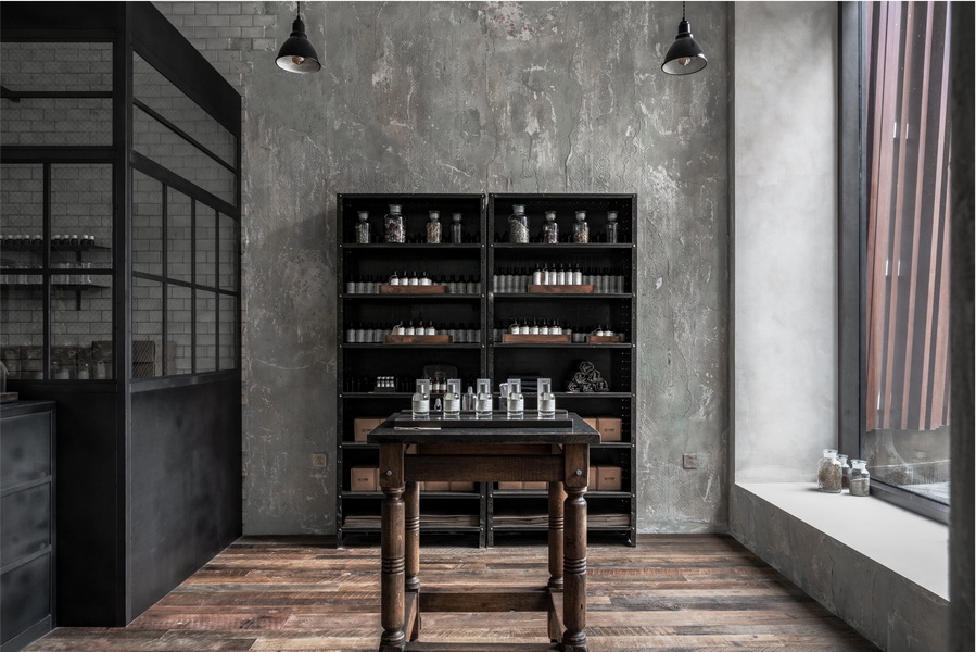 Le Labo MixC City Shenzhen China Boutique_Interior_01.jpg