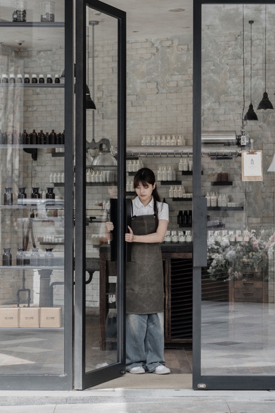 Le Labo MixC City Shenzhen China Boutique_Interior_03.jpg